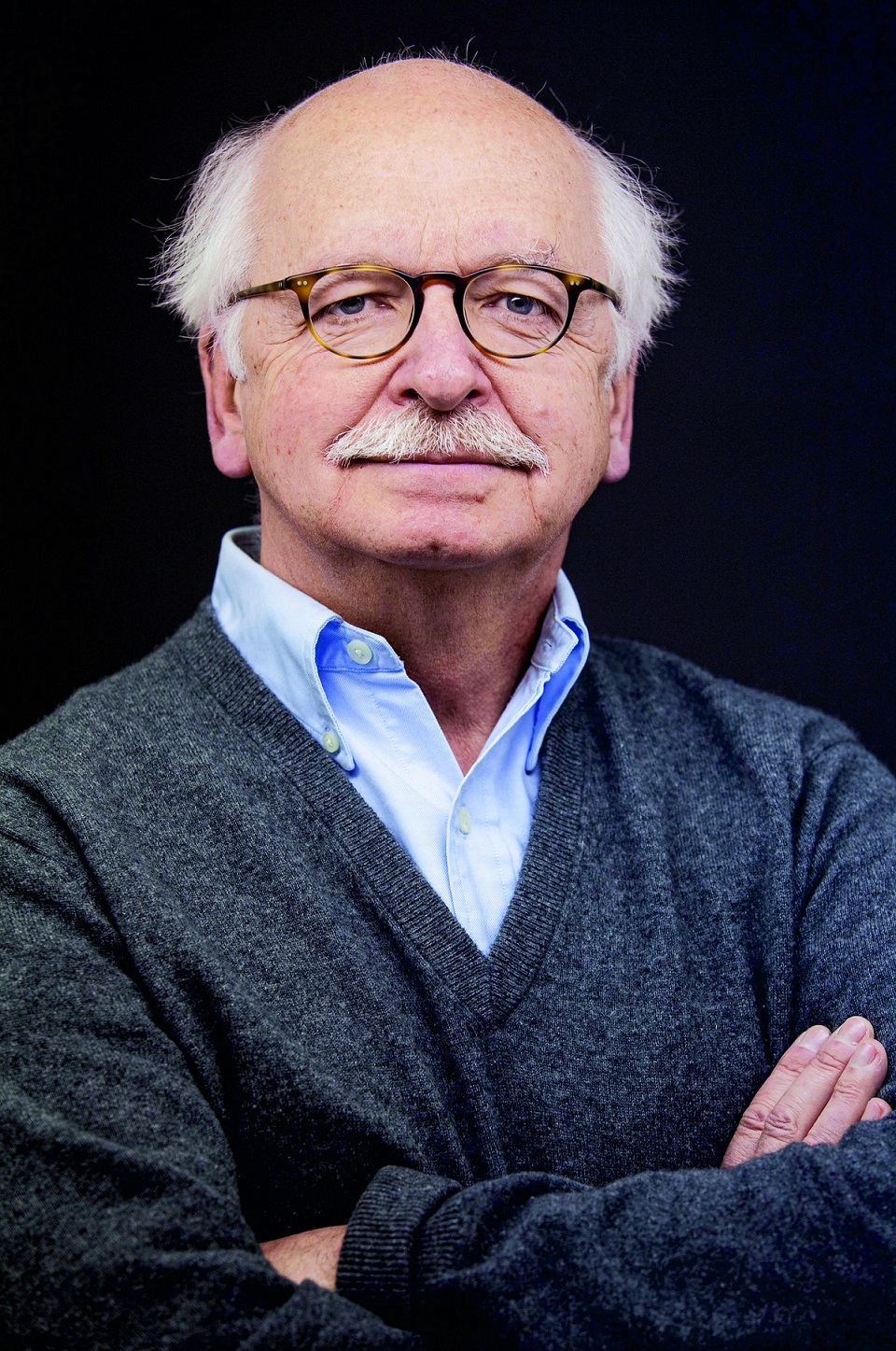 Erik Orsenna (c) Bernard Matussièreopale.photoEd. Robert Laffont - Copie